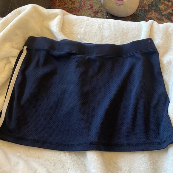Women’s Mesh Workout Skirt - Picture 3 of 3